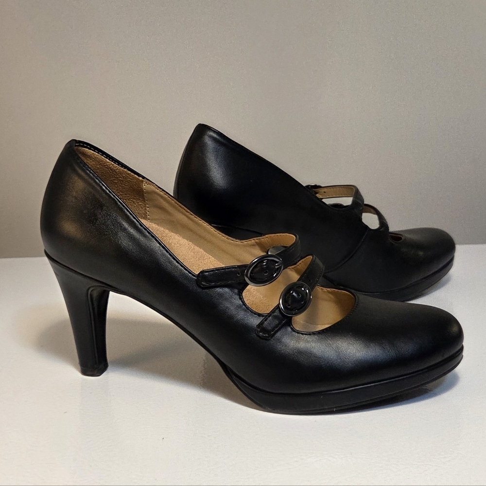 Naturalizer Black Heels with Strap Detail